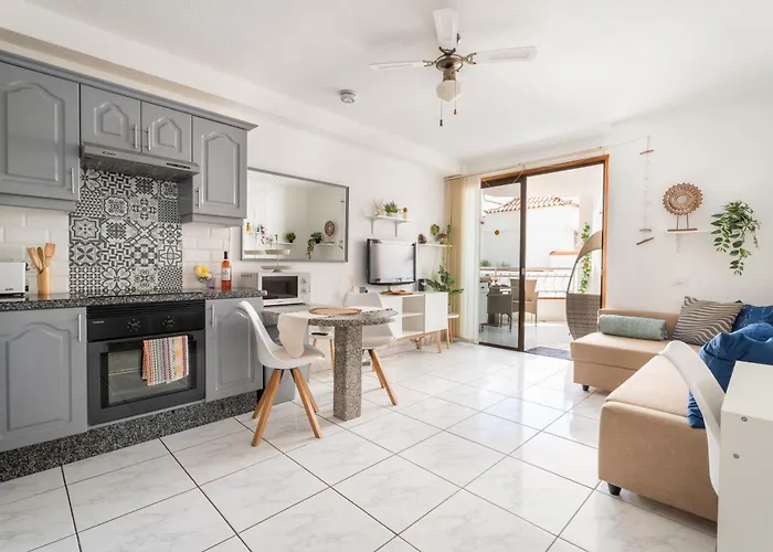 Oasis Diamente - Heated Pool Appartement *